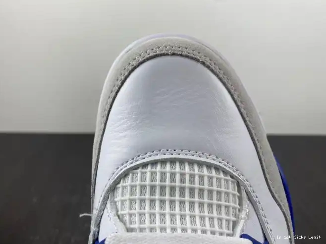 SB 4 Retro DR5415-140 Pine Blue Jordan 0531